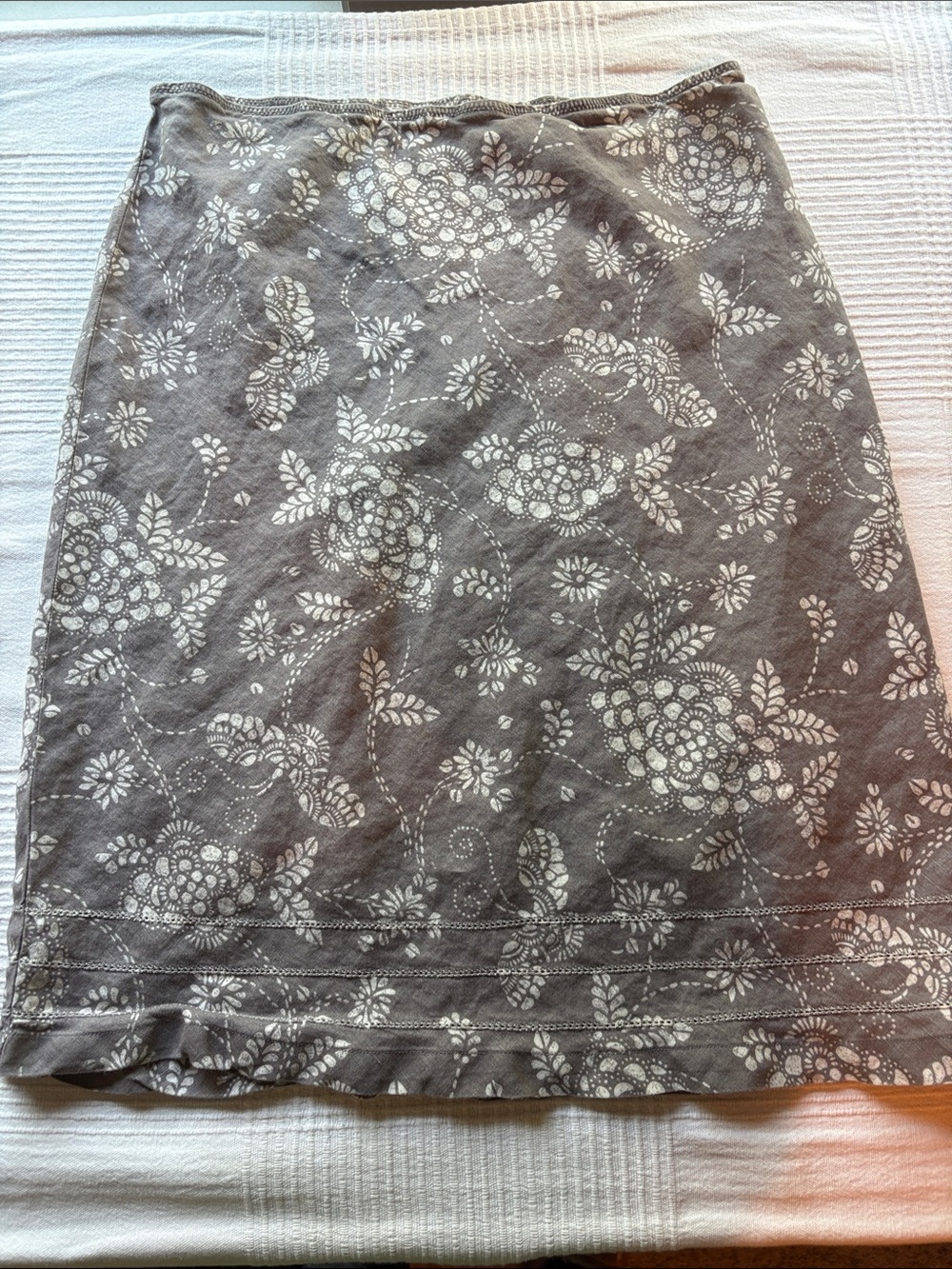 Columbia Women's Gray Floral A-Line Skirt